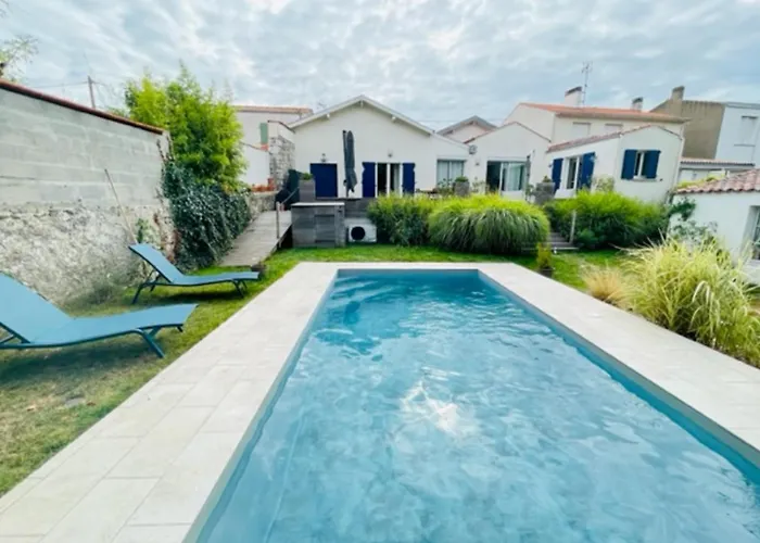 Sumptuous House With Pool