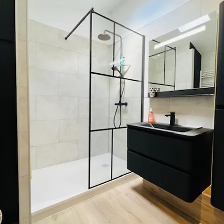 Sumptuous House With Pool